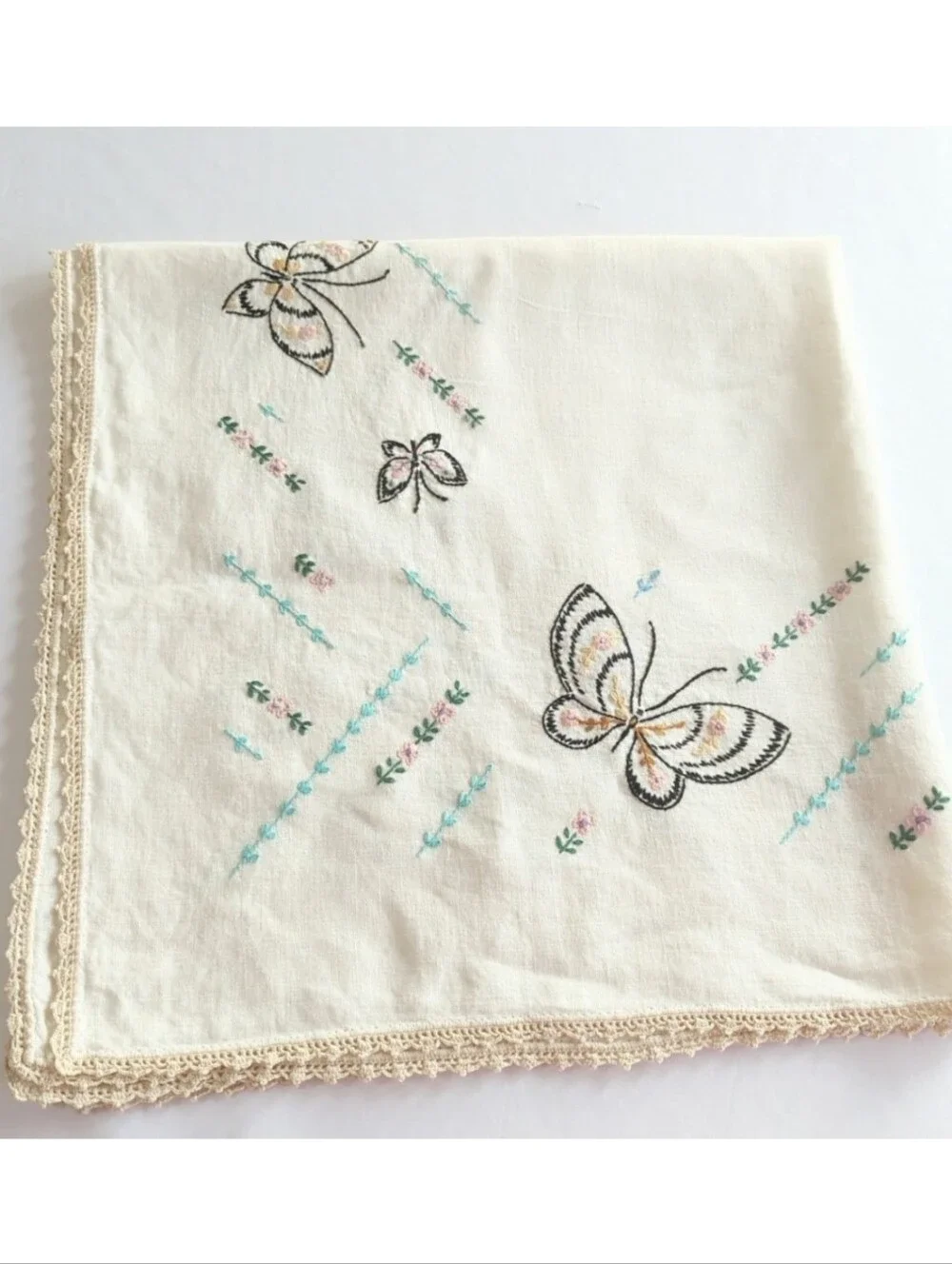 Vintage Handmade Table Covered w Embroidered Butterflies & Flowers 33
